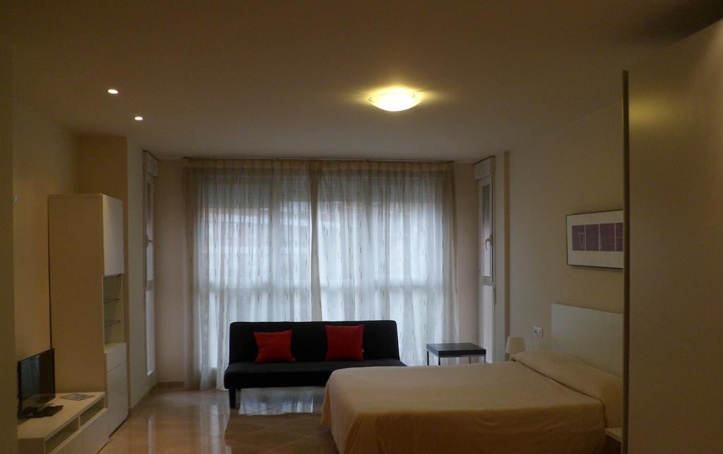 Realrent Jardines De Viveros Apartamento Valencia