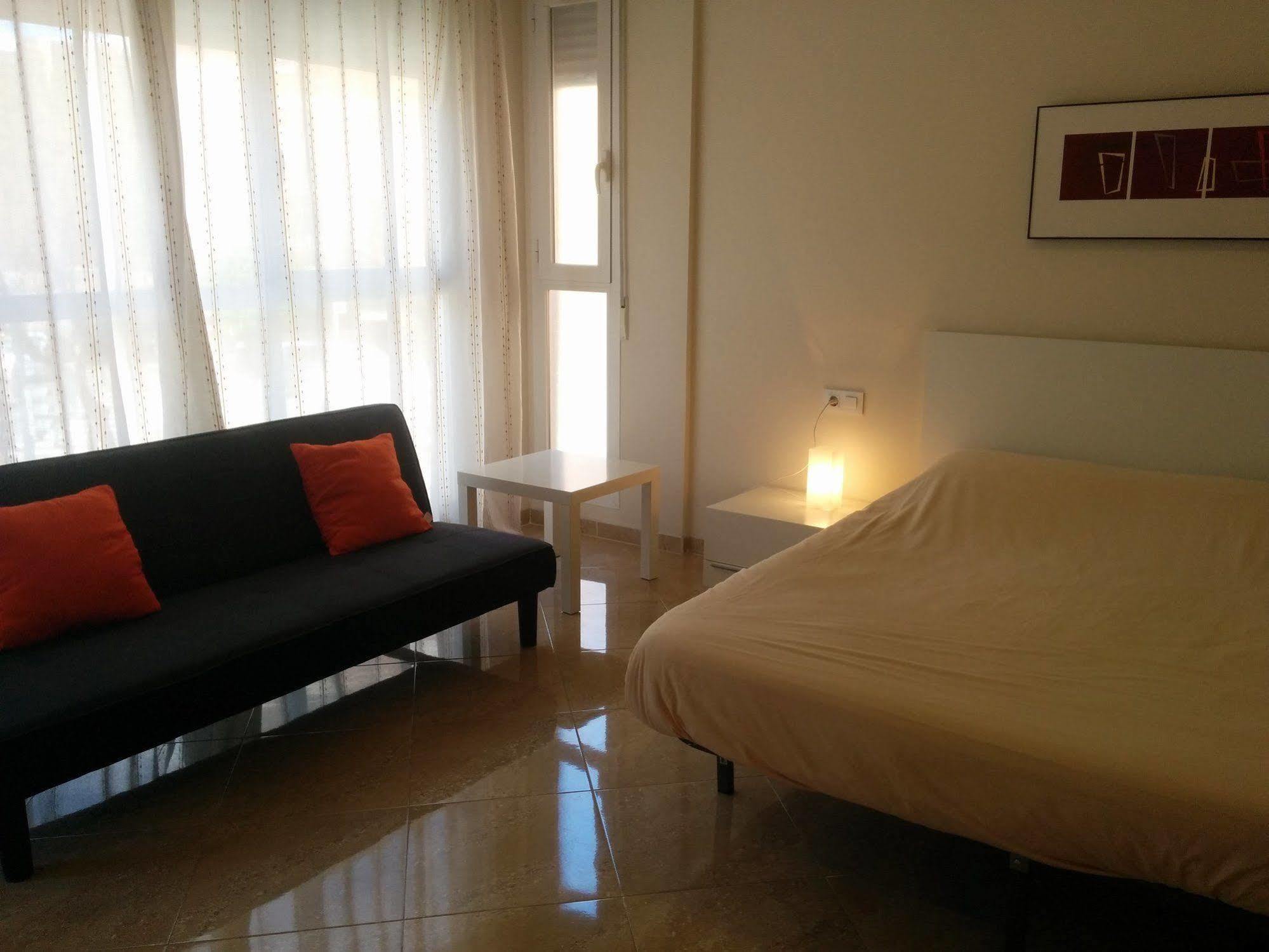 Realrent Jardines De Viveros Apartamento